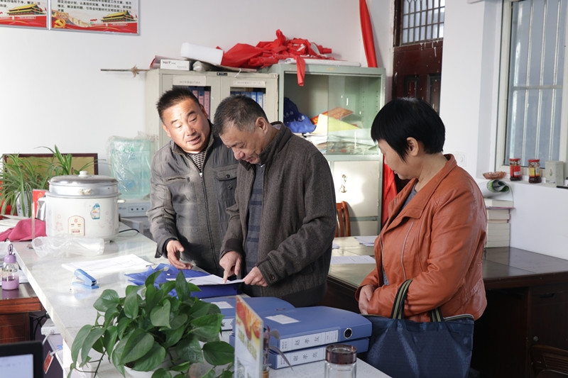 單嶺村委會領導團隊全新亮相，展望未來發展之路