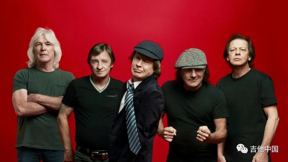 AC/DC樂隊熱血回歸，震撼樂壇的搖滾再度來襲！